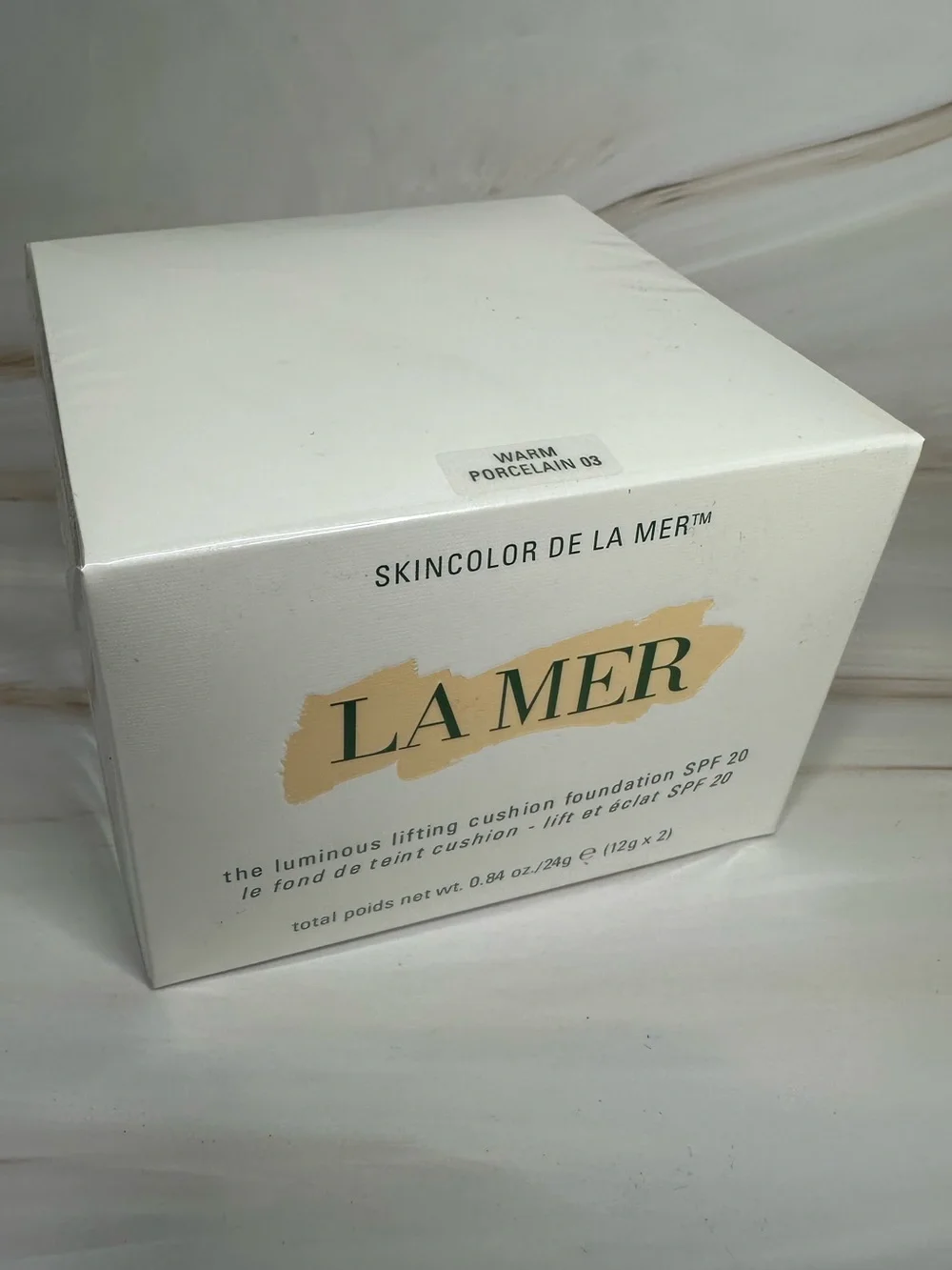 La Mer The Luminous Lifting Cushion Foundation SPF 20 Warm Porcelain 03 New